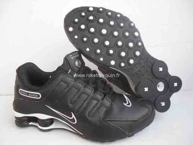Nouvelle Arrial Hommes Nike Shox Nz 3013 Noire De Nouvelles